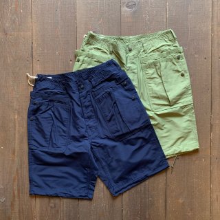 <img class='new_mark_img1' src='https://img.shop-pro.jp/img/new/icons20.gif' style='border:none;display:inline;margin:0px;padding:0px;width:auto;' />SASSAFRAS Overgrown Hiker Pants 1/2 