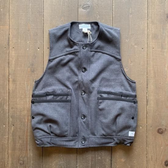 SASSAFRAS】 Overgrown Hiker Vest SASSAFRAS】 Overgrown Hiker Vest