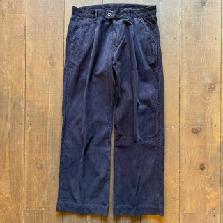 <img class='new_mark_img1' src='https://img.shop-pro.jp/img/new/icons47.gif' style='border:none;display:inline;margin:0px;padding:0px;width:auto;' />【USKEES】 Corduroy Boat Pants 