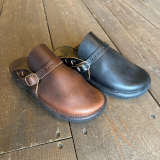 <img class='new_mark_img1' src='https://img.shop-pro.jp/img/new/icons5.gif' style='border:none;display:inline;margin:0px;padding:0px;width:auto;' />FERNAND LEATHER Clog 