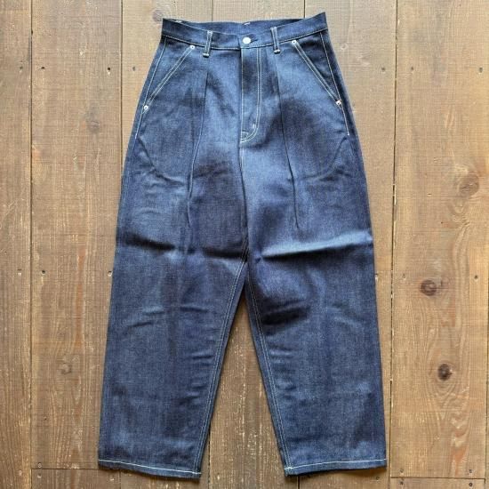 LAITERIE】 Selvedge Wide Tuck Denim Pants 