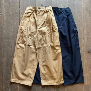 <img class='new_mark_img1' src='https://img.shop-pro.jp/img/new/icons5.gif' style='border:none;display:inline;margin:0px;padding:0px;width:auto;' />MANON Vintage Serge Two Tuck Wide Pants 