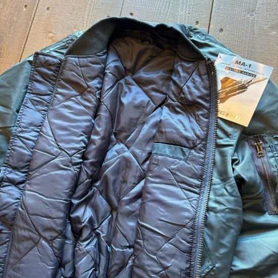 希少！【MILITARY DEADSTOCK】 ALPHA INDUSTRIES社製 90s