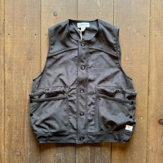 『OVERGROWN HIKER VEST(ACTIVE CORDUROY)』 SASSAFRAS】 Overgrown Hiker Vest 