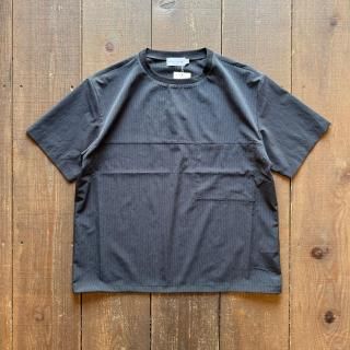 <img class='new_mark_img1' src='https://img.shop-pro.jp/img/new/icons5.gif' style='border:none;display:inline;margin:0px;padding:0px;width:auto;' />Manual Alphabet Dot Air Pullover Tee 