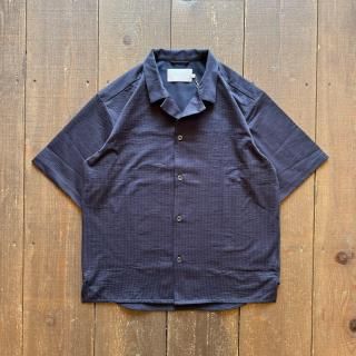<img class='new_mark_img1' src='https://img.shop-pro.jp/img/new/icons5.gif' style='border:none;display:inline;margin:0px;padding:0px;width:auto;' />CURLYCo. Seersucker Open Collar Shirt 