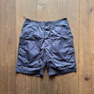 <img class='new_mark_img1' src='https://img.shop-pro.jp/img/new/icons5.gif' style='border:none;display:inline;margin:0px;padding:0px;width:auto;' />SASSAFRAS D/C Armor Pants 1/2 