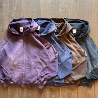<img class='new_mark_img1' src='https://img.shop-pro.jp/img/new/icons5.gif' style='border:none;display:inline;margin:0px;padding:0px;width:auto;' />MOOJI MOOJI OVERSIZE ZIP-UP HOODIE 