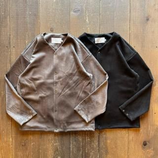 <img class='new_mark_img1' src='https://img.shop-pro.jp/img/new/icons5.gif' style='border:none;display:inline;margin:0px;padding:0px;width:auto;' />CURLYCo. Knit Suede Snap Button Cardie 