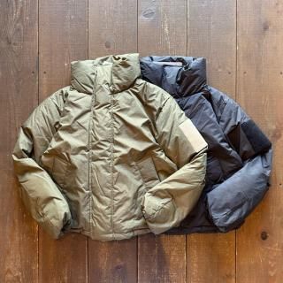 <img class='new_mark_img1' src='https://img.shop-pro.jp/img/new/icons5.gif' style='border:none;display:inline;margin:0px;padding:0px;width:auto;' />Manual Alphabet  NANGA Borough Short Down Jacket 