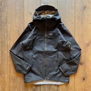 <img class='new_mark_img1' src='https://img.shop-pro.jp/img/new/icons5.gif' style='border:none;display:inline;margin:0px;padding:0px;width:auto;' />Tilak Storm Jacket 3Layer GORE-TEX 