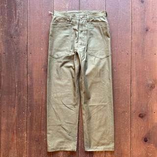 <img class='new_mark_img1' src='https://img.shop-pro.jp/img/new/icons5.gif' style='border:none;display:inline;margin:0px;padding:0px;width:auto;' />SASSAFRAS D Scoop Pants 