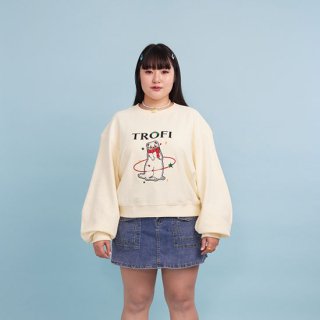 ڼTROFI My Fluffy Creamy Sweater