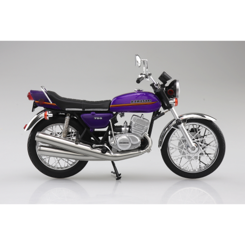 Kawasaki 750-SS 1/12スケールモデル パープル Kawasaki 750-SS 1/12スケールモデル パープル