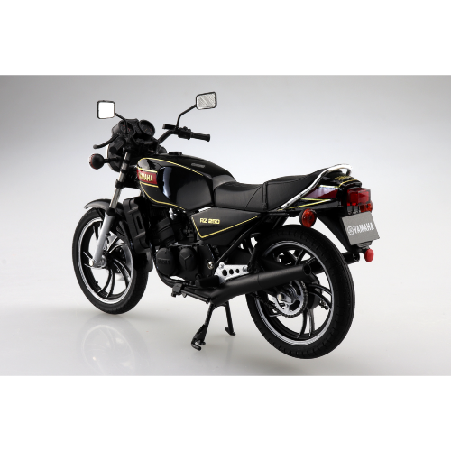 YAMAHA RZ250 1/12スケール DIECAST MOTORCYCLE ニューヤマハ