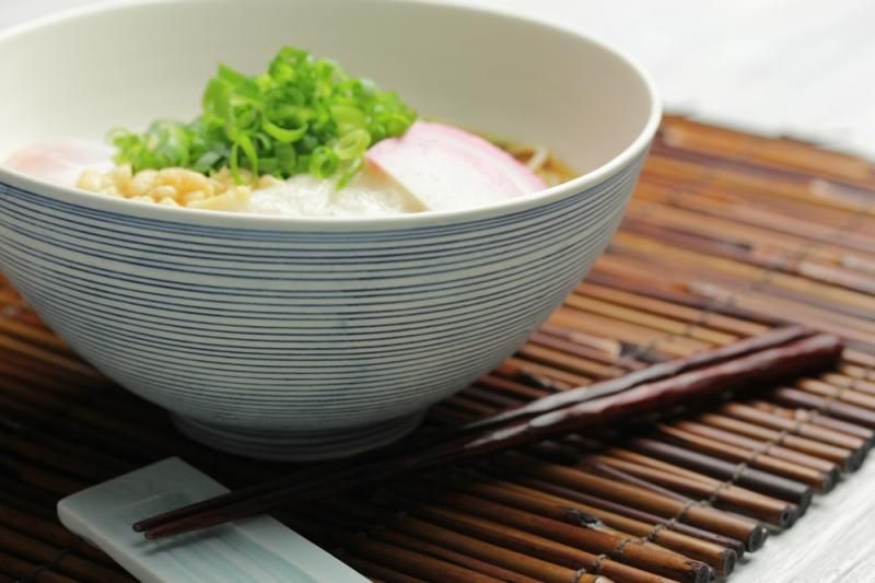 青線刻丼鉢・照井壮 - 暮らしを楽しむうつわ・作家ものの和食器