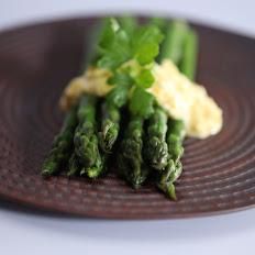 トビカンナ丸プレート 中曽智子 暮らしを楽しむうつわ 作家ものの和食器通販 ギャラリーくわみつ トビカンナ丸プレート 中曽智子 暮らしを楽しむうつわ 作家ものの和食器通販 ギャラリーくわみつ