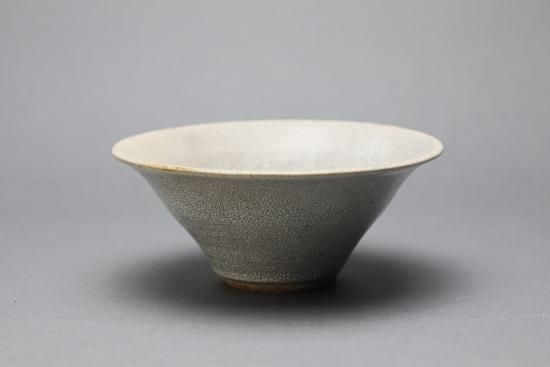 錆かいらぎ反4.8寸鉢・兵山窯 - 暮らしを楽しむうつわ・作家