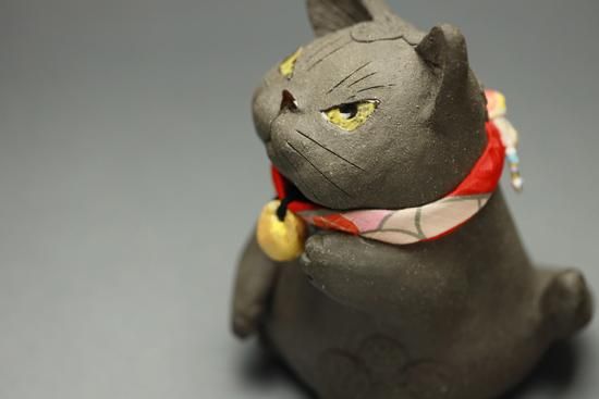 鈴猫(黒)・岡村洋子 - 暮らしを楽しむうつわ・作家ものの和食器