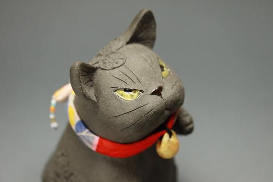 鈴猫(黒)・岡村洋子 - 暮らしを楽しむうつわ・作家ものの和食器