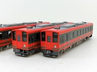 10-1956 113系2000番台 湘南色(JR東海・T編成) 4両セット - N 10-1956 113系2000番台 湘南色(JR東海・T編成) 4両セット - N