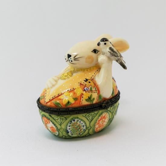 Villeroy & Boch Easter bunny 卵型小物入れ ドイツ製 Villeroy & Boch Easter bunny 卵型小物入れ ドイツ製