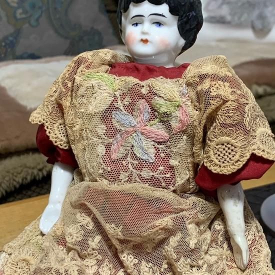 ドイツ アンティークチャイナヘッドドール(1850-1880年頃) ドイツ アンティークチャイナヘッドドール(1850-1880年頃)