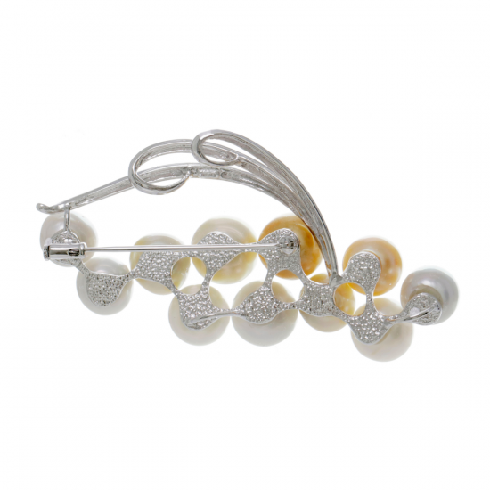 白蝶真珠マルチカラーブローチ