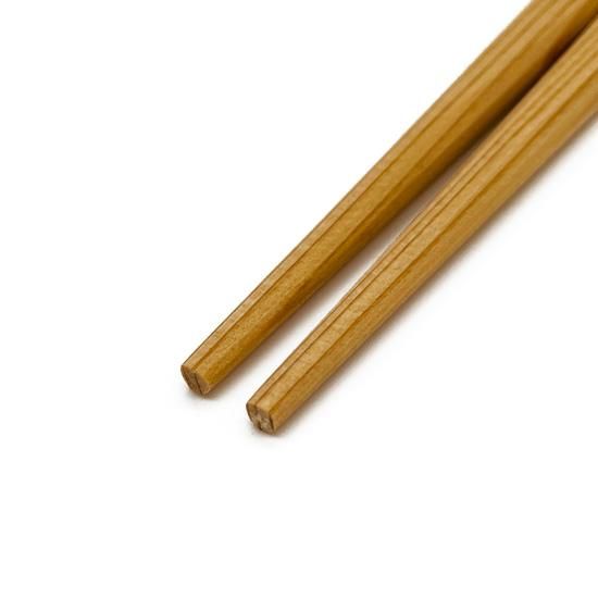 奈良県産 吉野杉 赤杉バラ利久箸 金帯巻 26cm 100膳入 - はし 奈良県産 吉野杉 赤杉バラ利久箸 金帯巻 26cm 100膳入 - はし