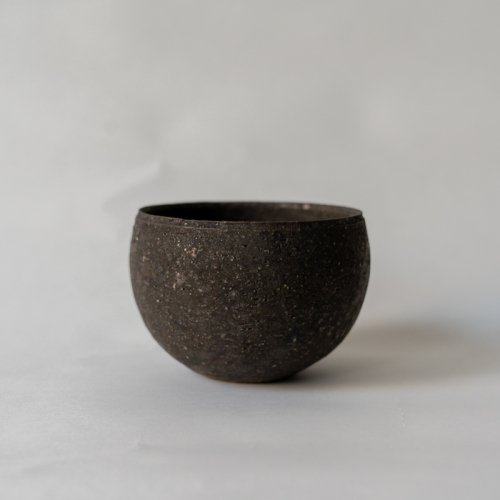 ں١۱ƣ / Round Cup Black