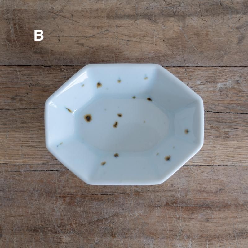 人見和樹 / 八角楕円鉢M 白 - RHINES