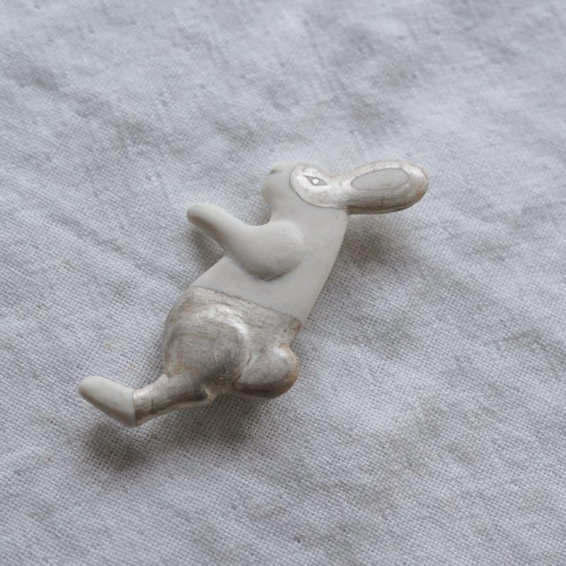 竹村聡子 / 銀獣ブローチ パンダうさぎ - RHINES