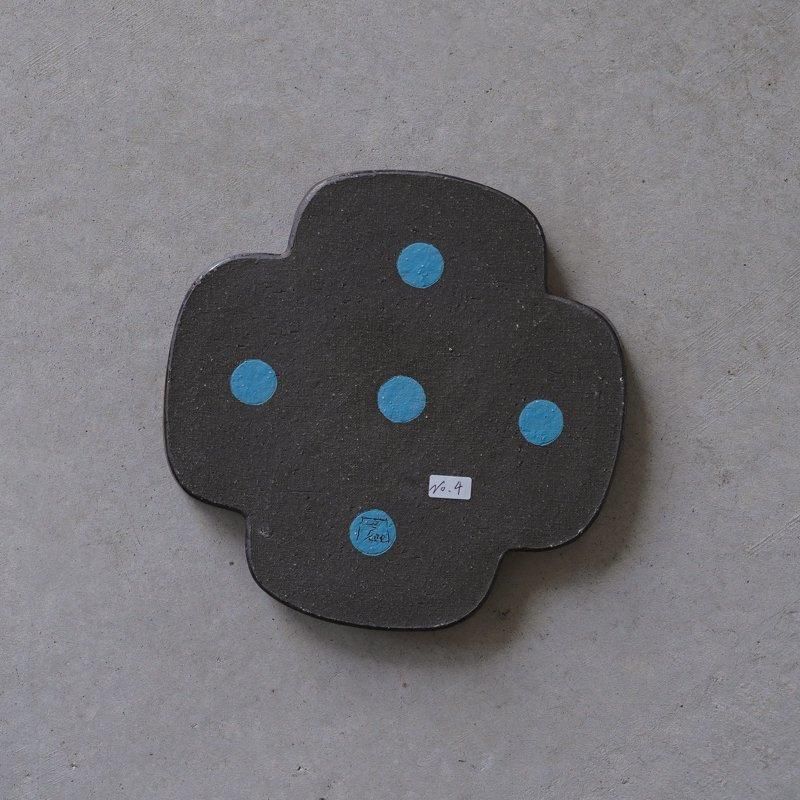 志村観行 - RHINES