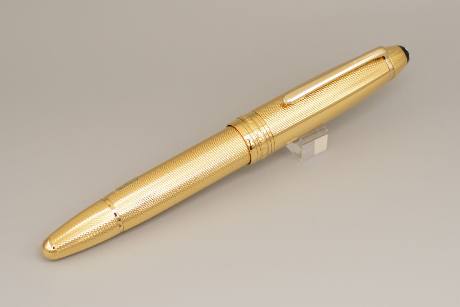 品質保証付き 【新品】MONTBLANC ゴールド万年筆 マイスターシュテュック 筆記具