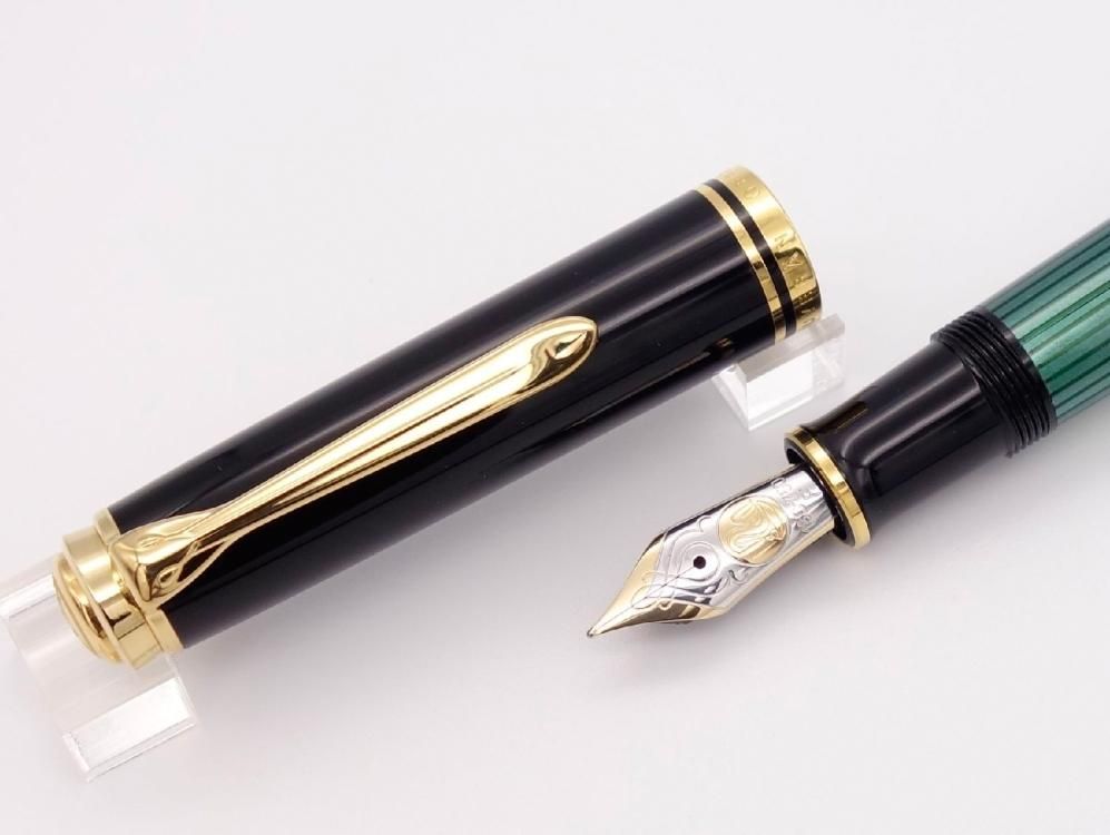 委託販売)(中古品)Pelikan(ペリカン) M800 緑縞 (万年筆) 委託販売)(中古品)Pelikan(ペリカン) M800 緑縞 (万年筆)
