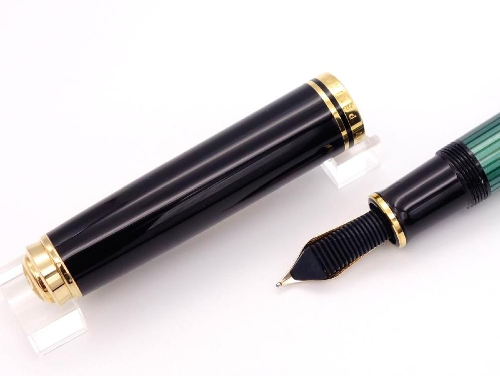 委託販売)(中古品)Pelikan(ペリカン) M800 緑縞 (万年筆) 委託販売)(中古品)Pelikan(ペリカン) M800 緑縞 (万年筆)