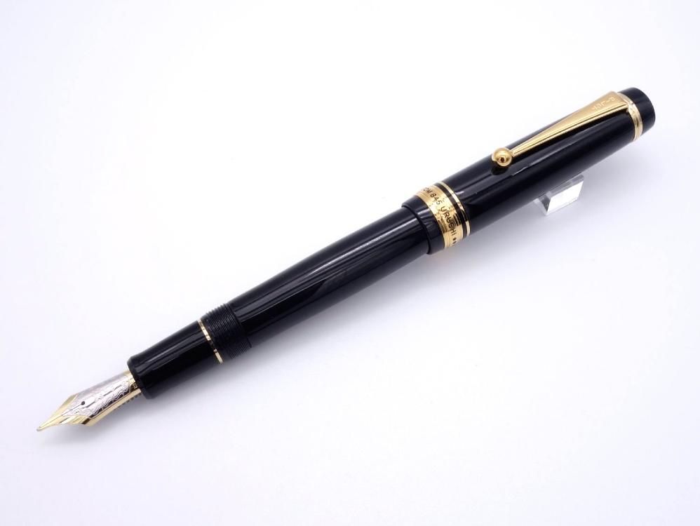 カスタム 845 ブラック - Pen and message. カスタム 845 ブラック - Pen and message.