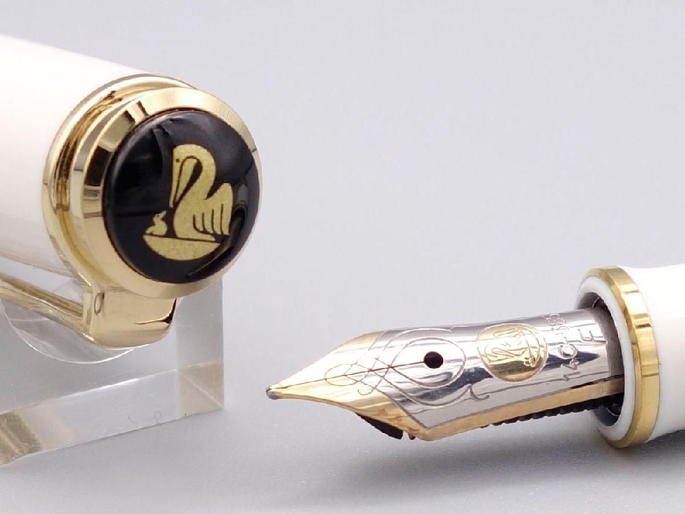 委託販売）（中古品）Pelikan（ペリカン） M400 ホワイト