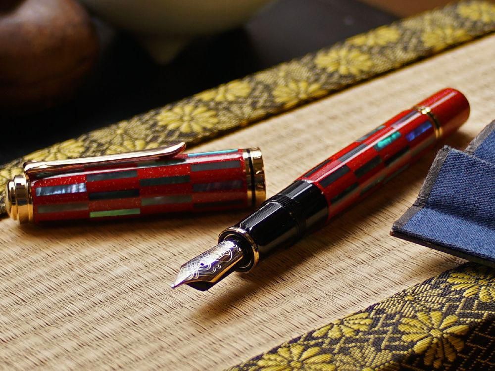 Pelikan 螺鈿限定万年筆 M1000「市松」