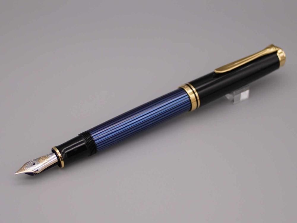 スーベレーン M800ブルーストライプ