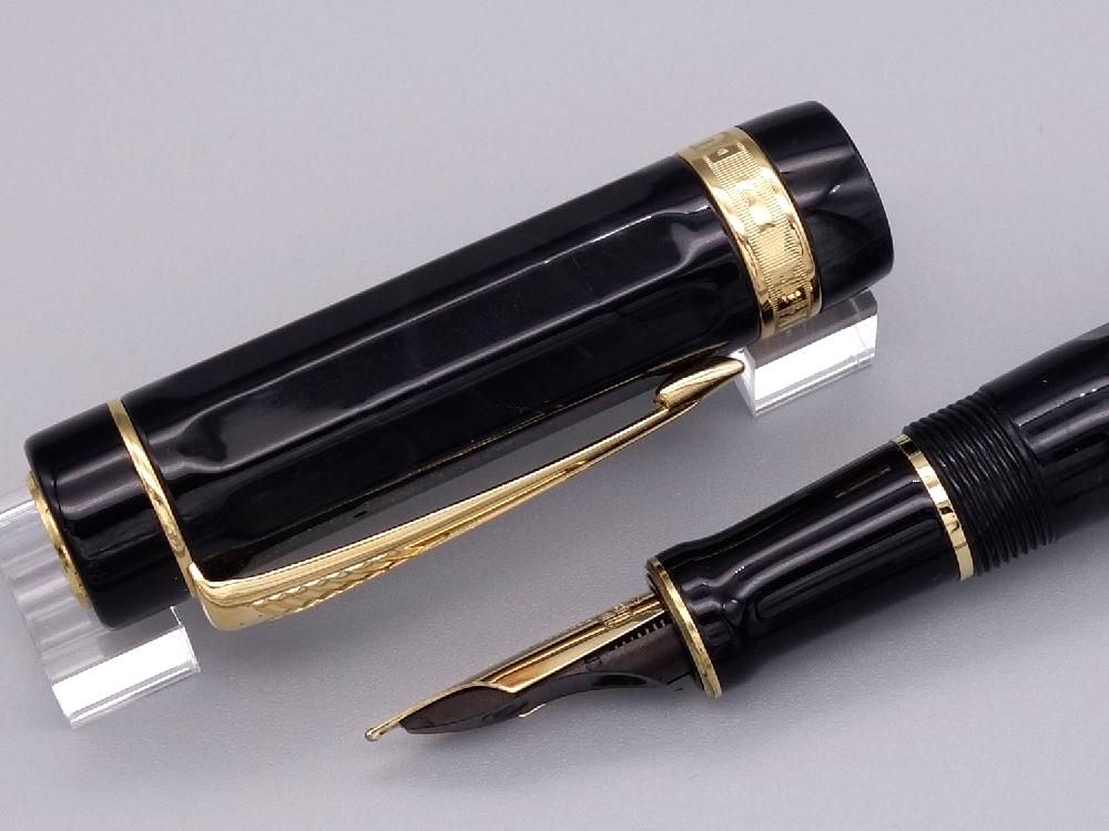 PARKER Duofold Lucky8 万年筆字幅M