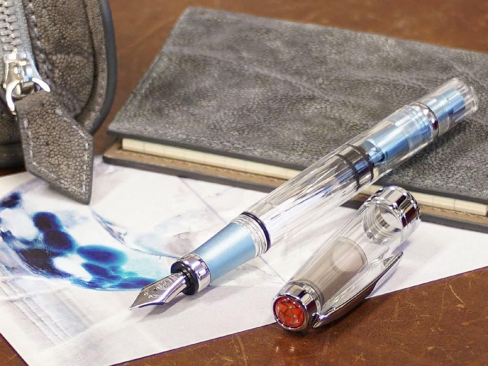 TWSBI ダイヤモンド580 アイスバーグ（万年筆）