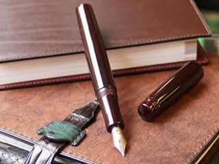 綴り屋（日本） - Pen and message.