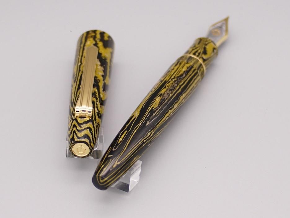 SAILOR セーラー万年筆キングプロフィット長刀研ぎエボナイト猛虎 中細NMF 長刀研ぎエボナイト万年筆 猛虎』 2024年10月5日（土）より世界500本