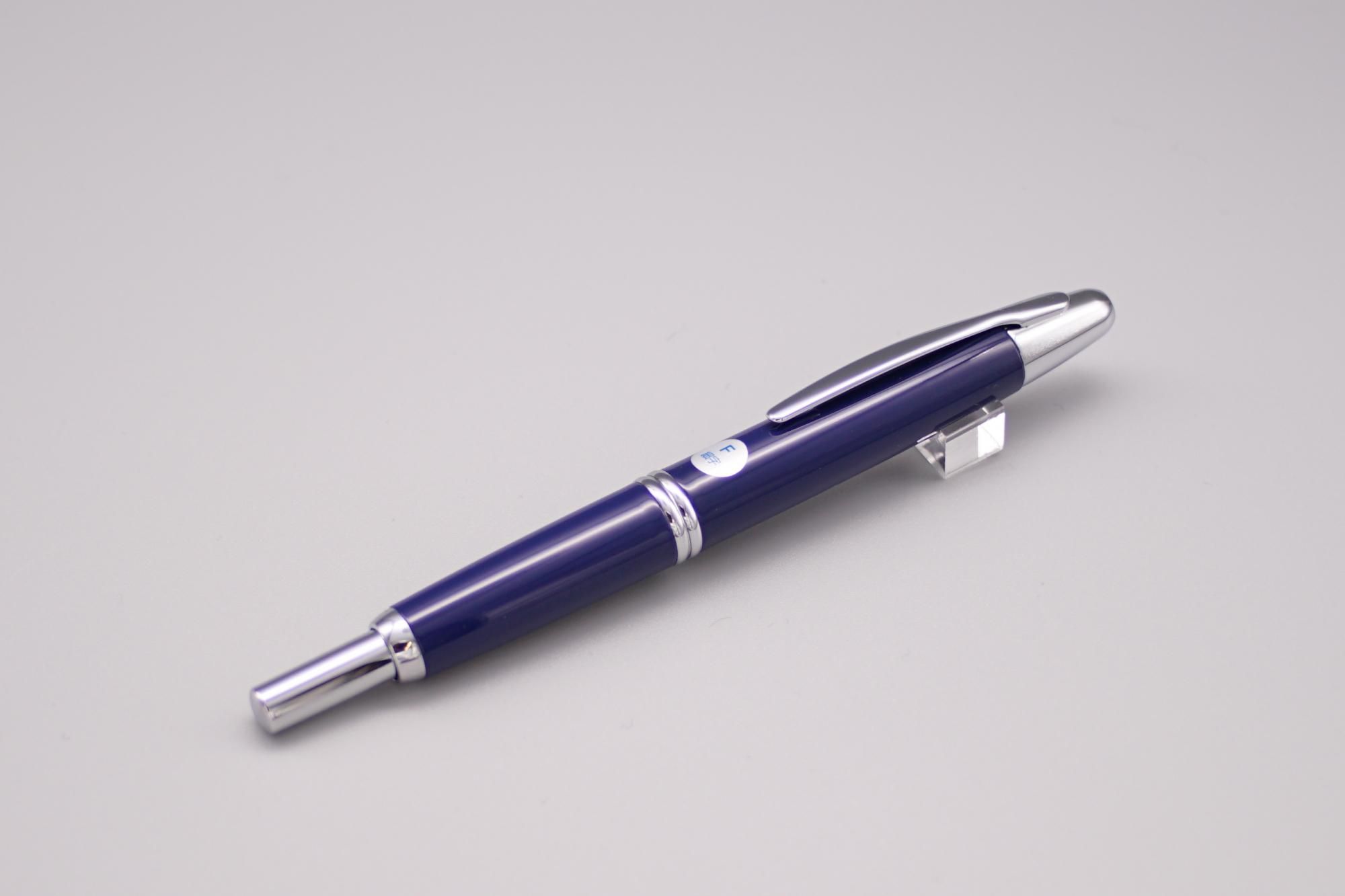 キャップレス万年筆 F lic blue パイロットキャップレス