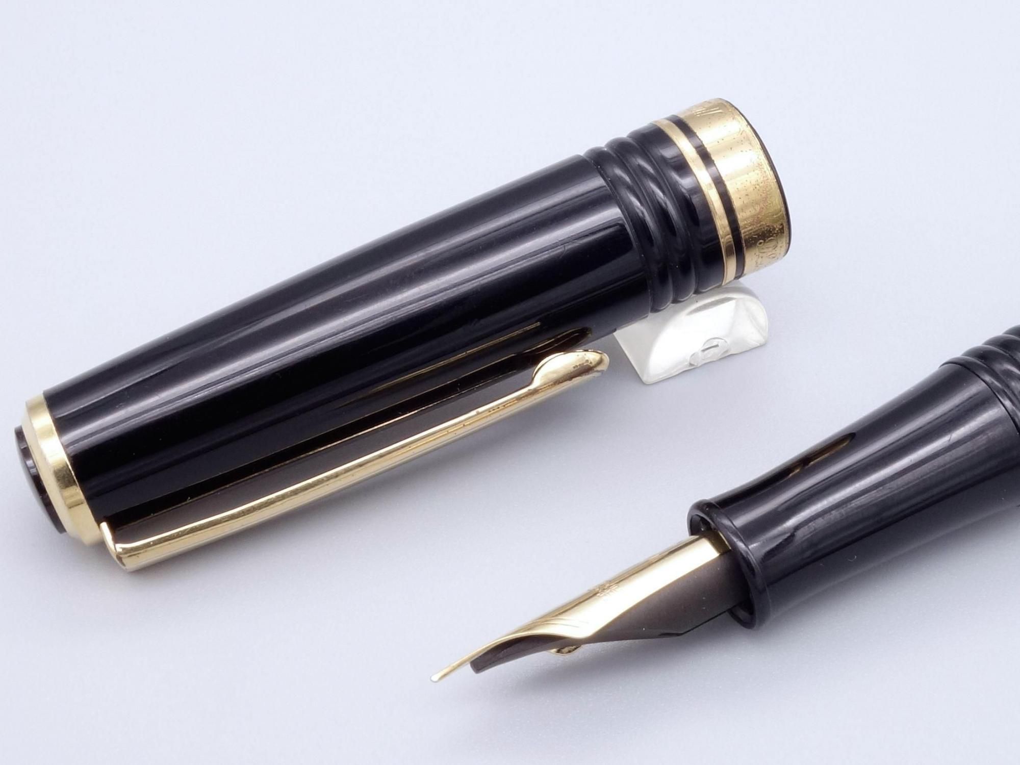 プラチナ ギャザード#3776 ペン先 14K 万年筆 初代 ブラック×ゴールド da95e2ec000833df4dfc197b073ff3