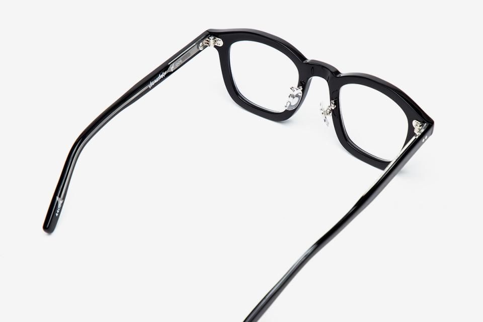 MEGANE ROCK - VECTOR 006 MEGANE ROCK - VECTOR 006
