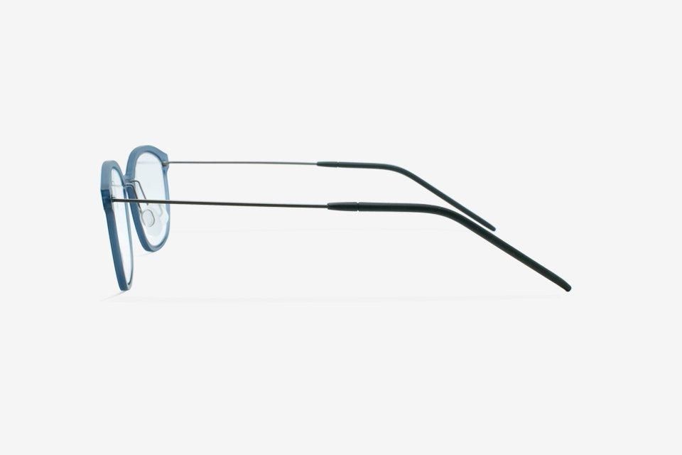 P1 039 - light blue/silver