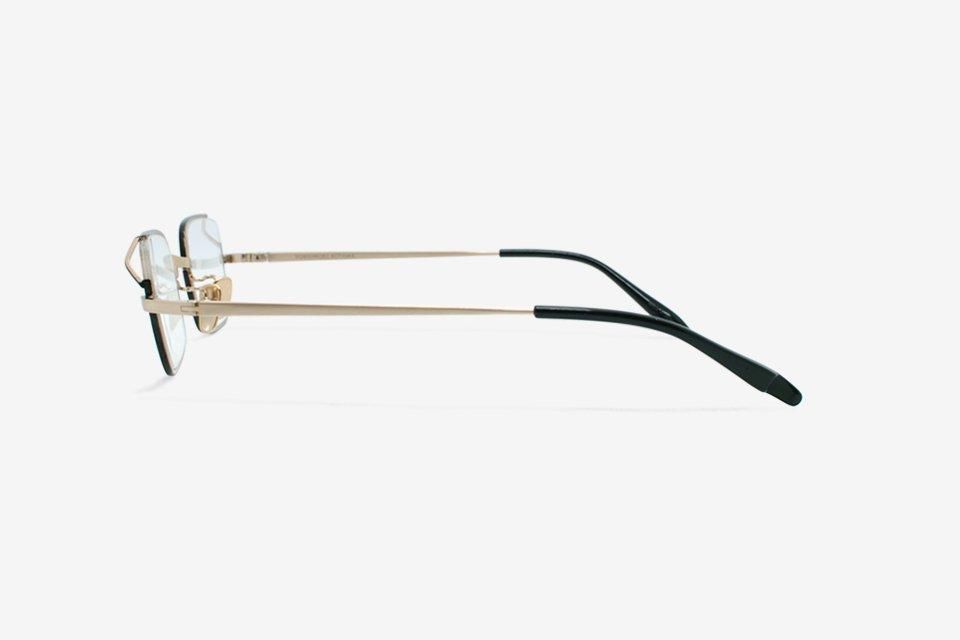 YA-031 - 02 shearing gold / black