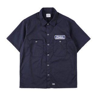 <img class='new_mark_img1' src='https://img.shop-pro.jp/img/new/icons2.gif' style='border:none;display:inline;margin:0px;padding:0px;width:auto;' />SD Logo Patch Easy Work Shirt Short Sleeve
